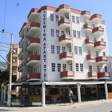Hotel Cozmina Apart *